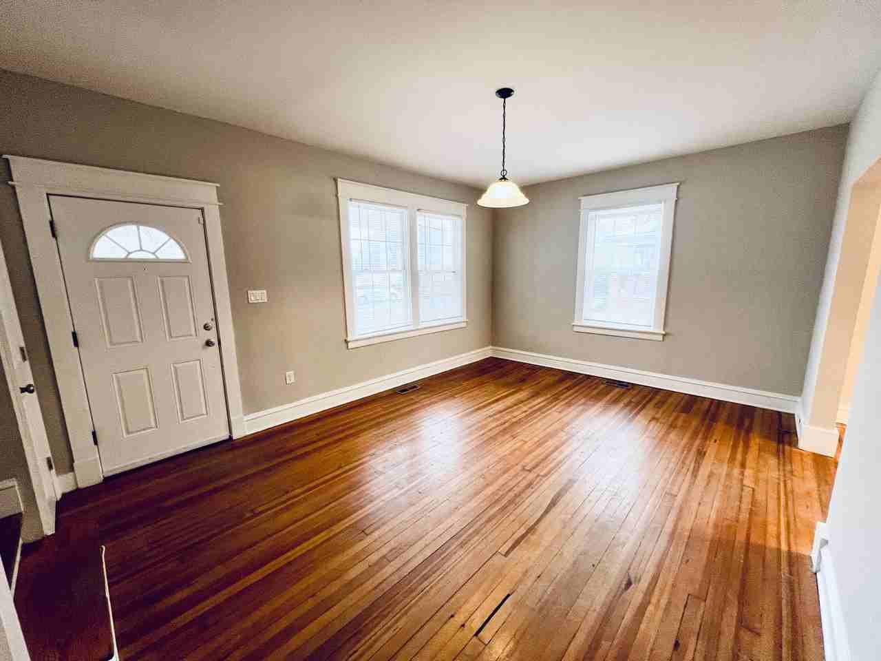 2004 Ingram Ave - Photo 6 of 34