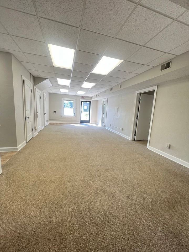 602 3rd Ave N - Photo 5 of 11