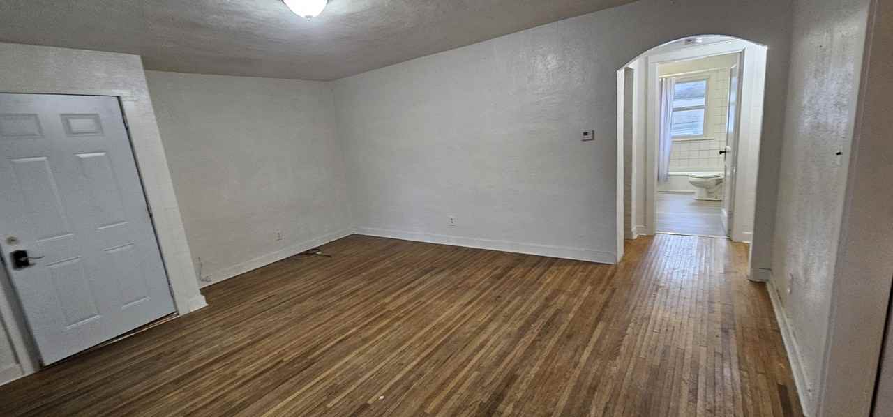 303 E State Rd - Photo 3 of 8