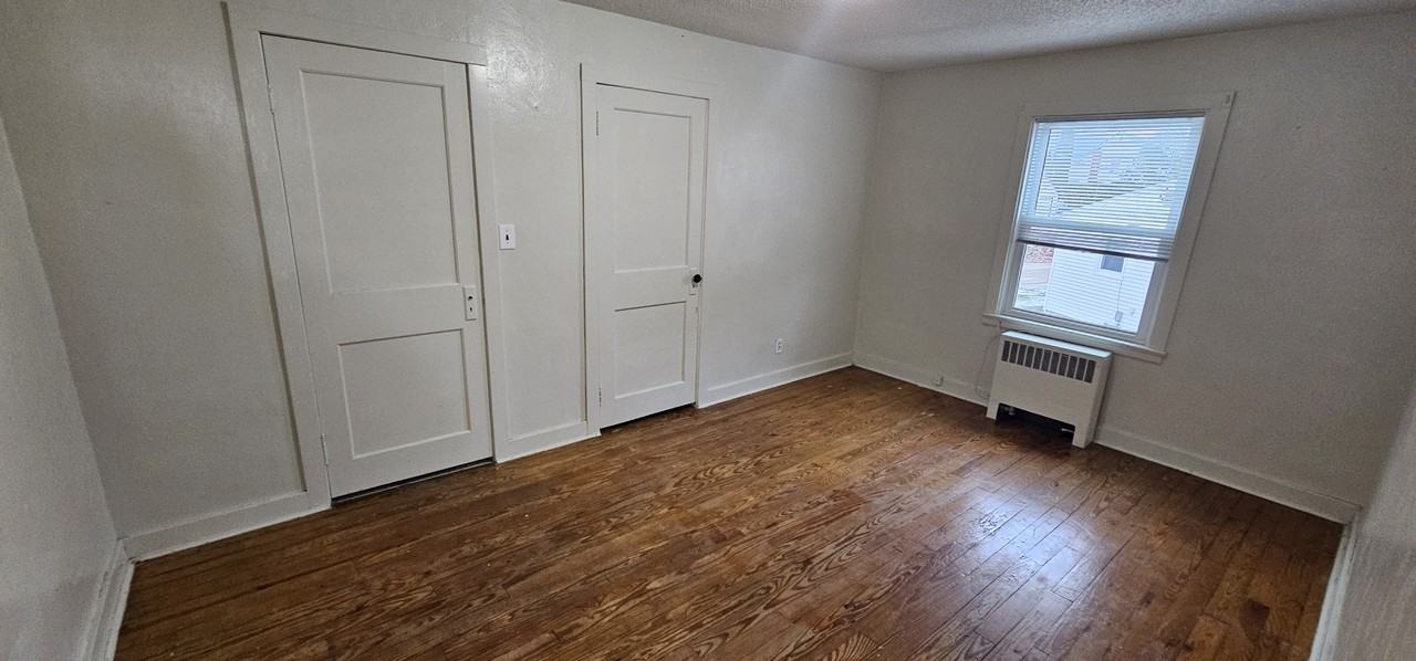 303 E State Rd - Photo 6 of 8