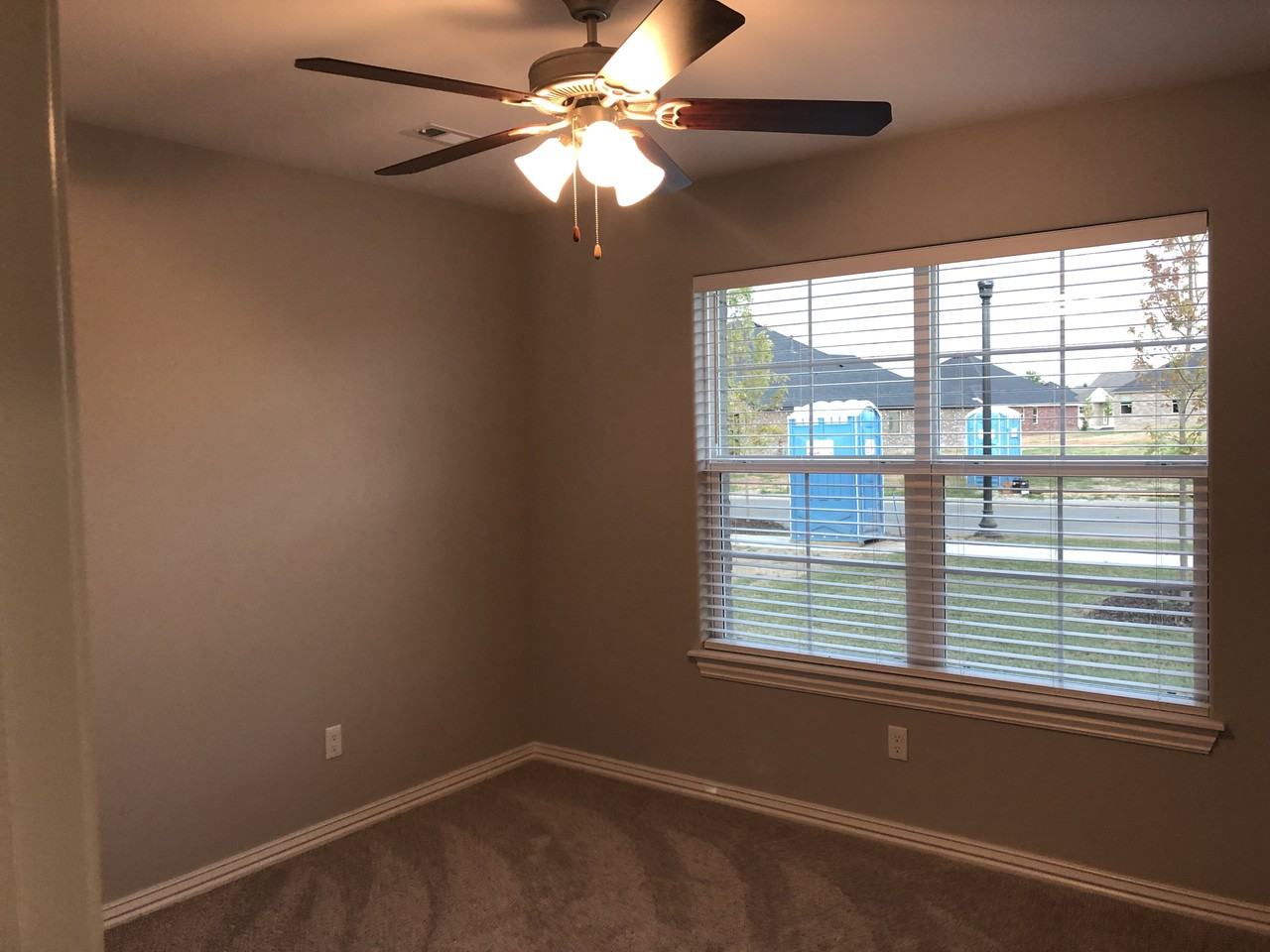 4302 Sw Flagstone Blvd #NA - Photo 6 of 17