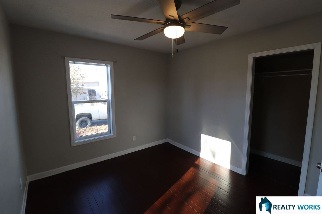5700 Morrill Ave - Photo 2 of 11