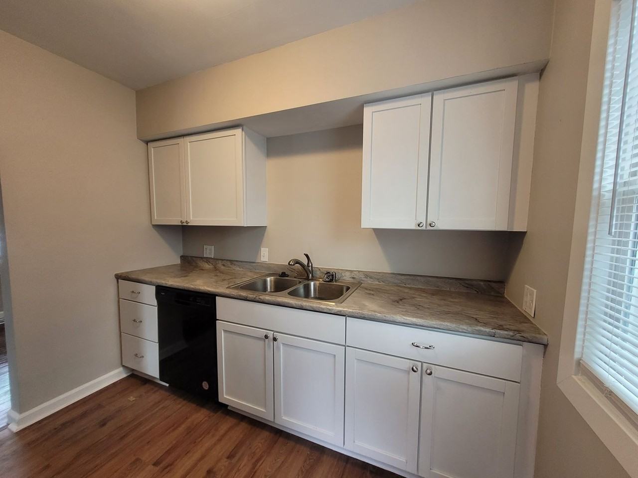 2237 S Union St - Photo 5 of 28