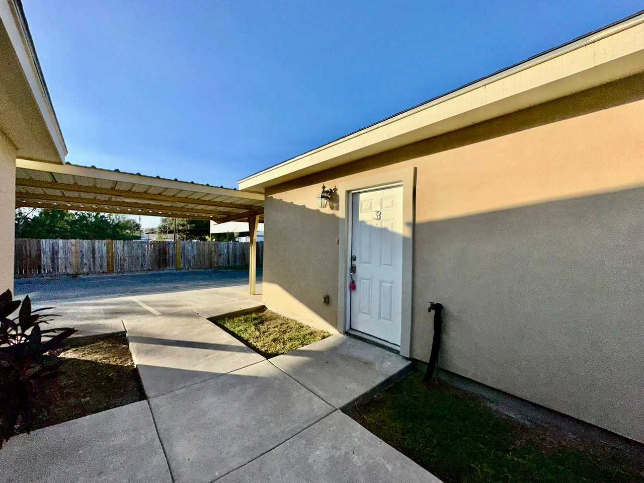 2407 N Mojave #4 - Photo 4 of 20