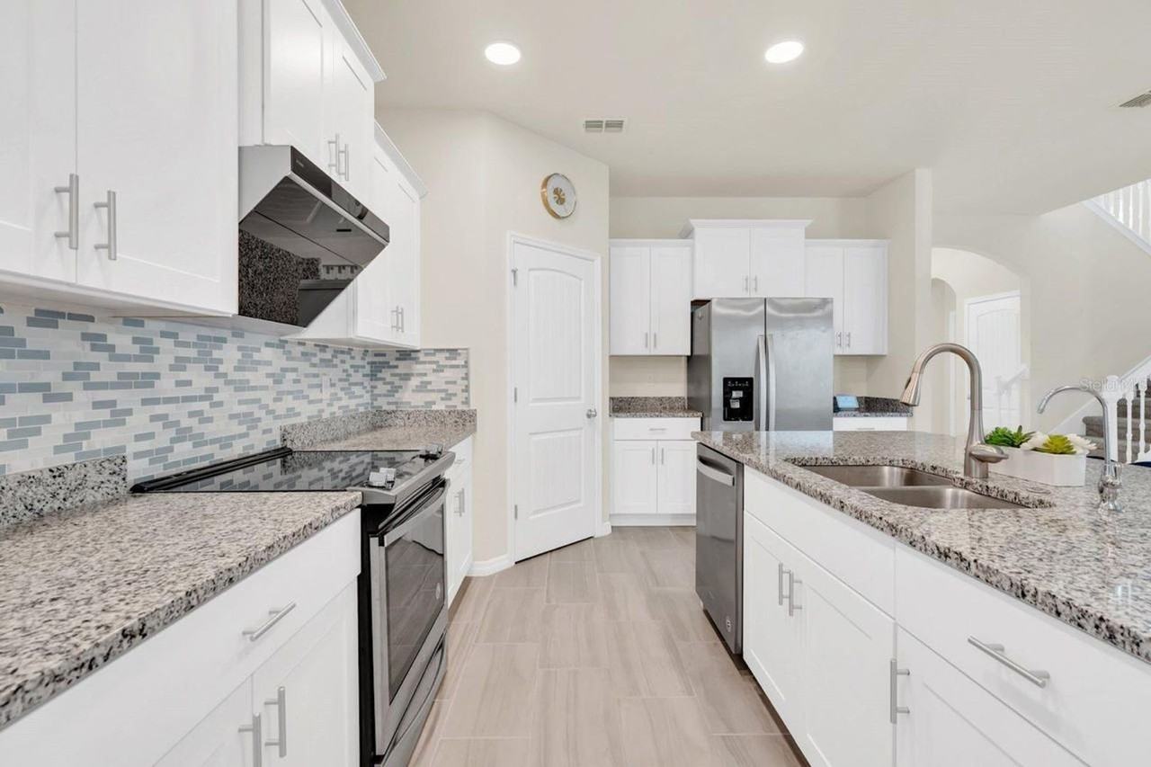 15789 Fountain Springs Rd - Photo 5 of 34