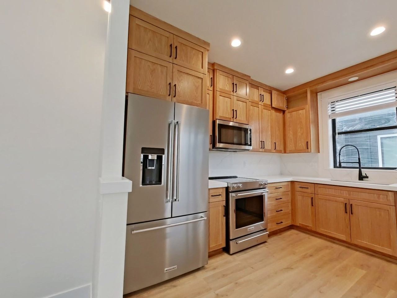 1881 Harris St - Photo 2 of 3