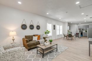 3645 Travis Ave - Photo 1 of 1