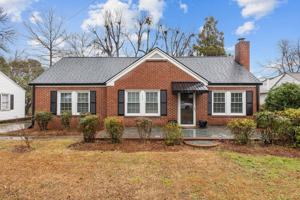 featured image of 1005 S 8th St