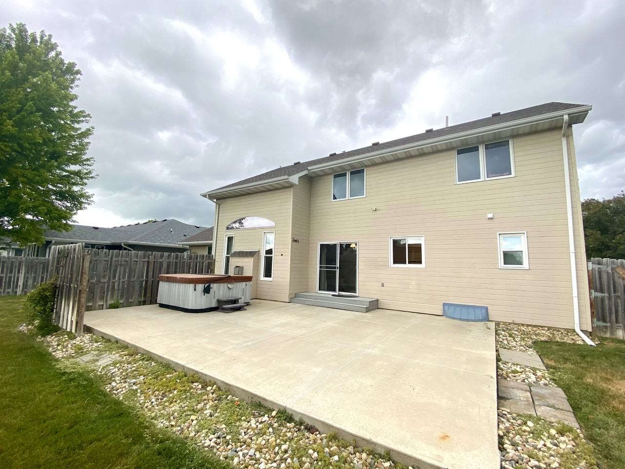 206 Frontier St #NA - Photo 2 of 20