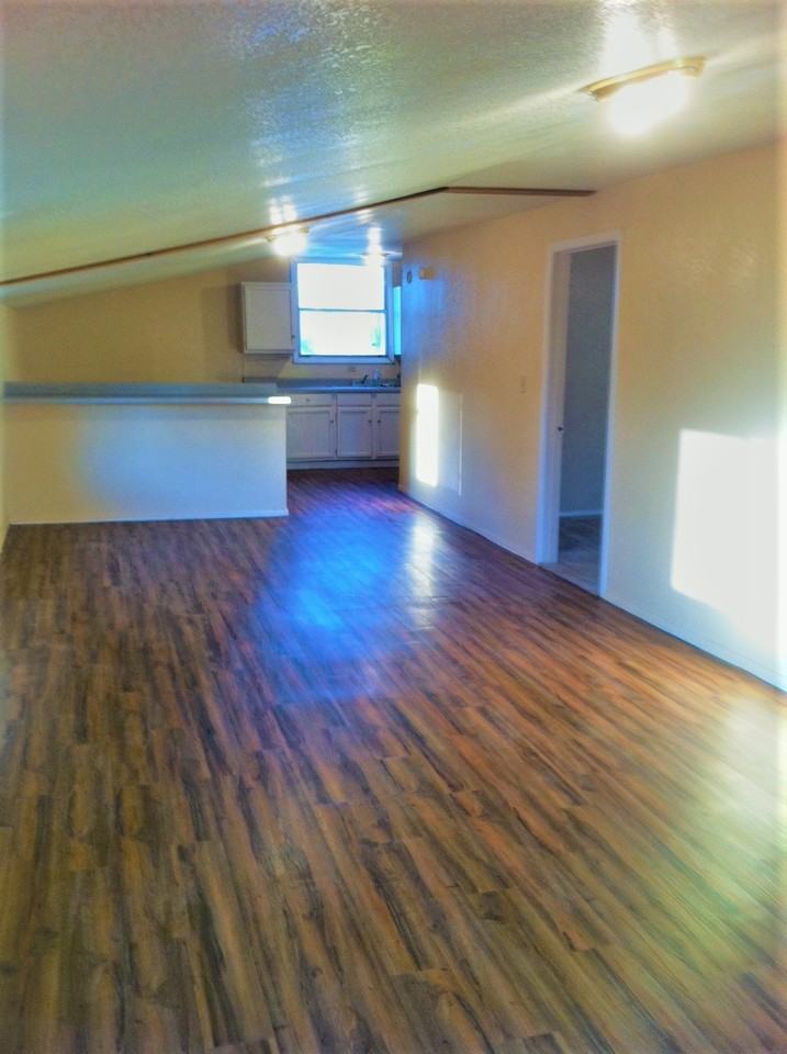 338 La Manda Blvd #3 - Photo 2 of 8