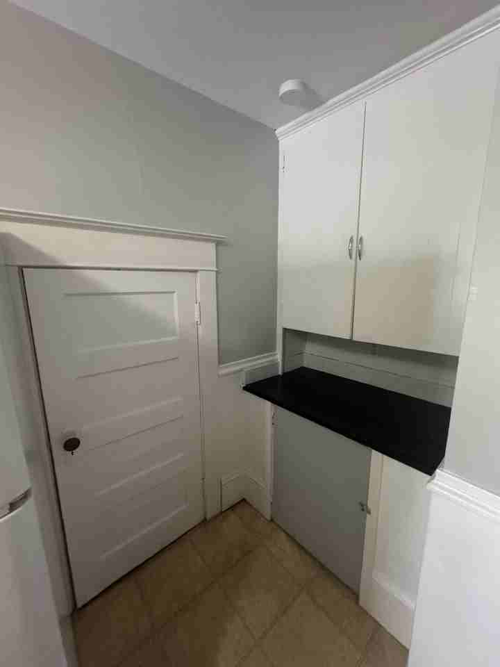 237 High St #237B - Photo 4 of 10