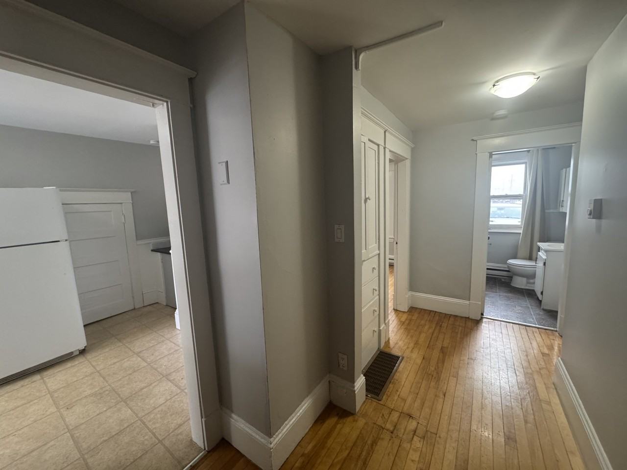 237 High St #237B - Photo 5 of 10