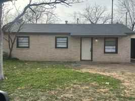 featured image of 2104 E 29th St