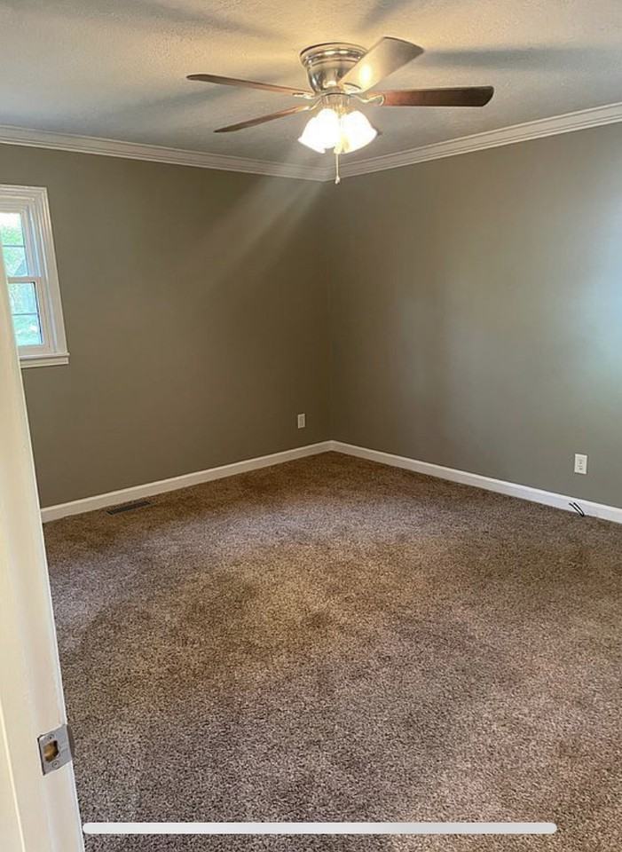 5018 Stinson St #NA - Photo 2 of 10