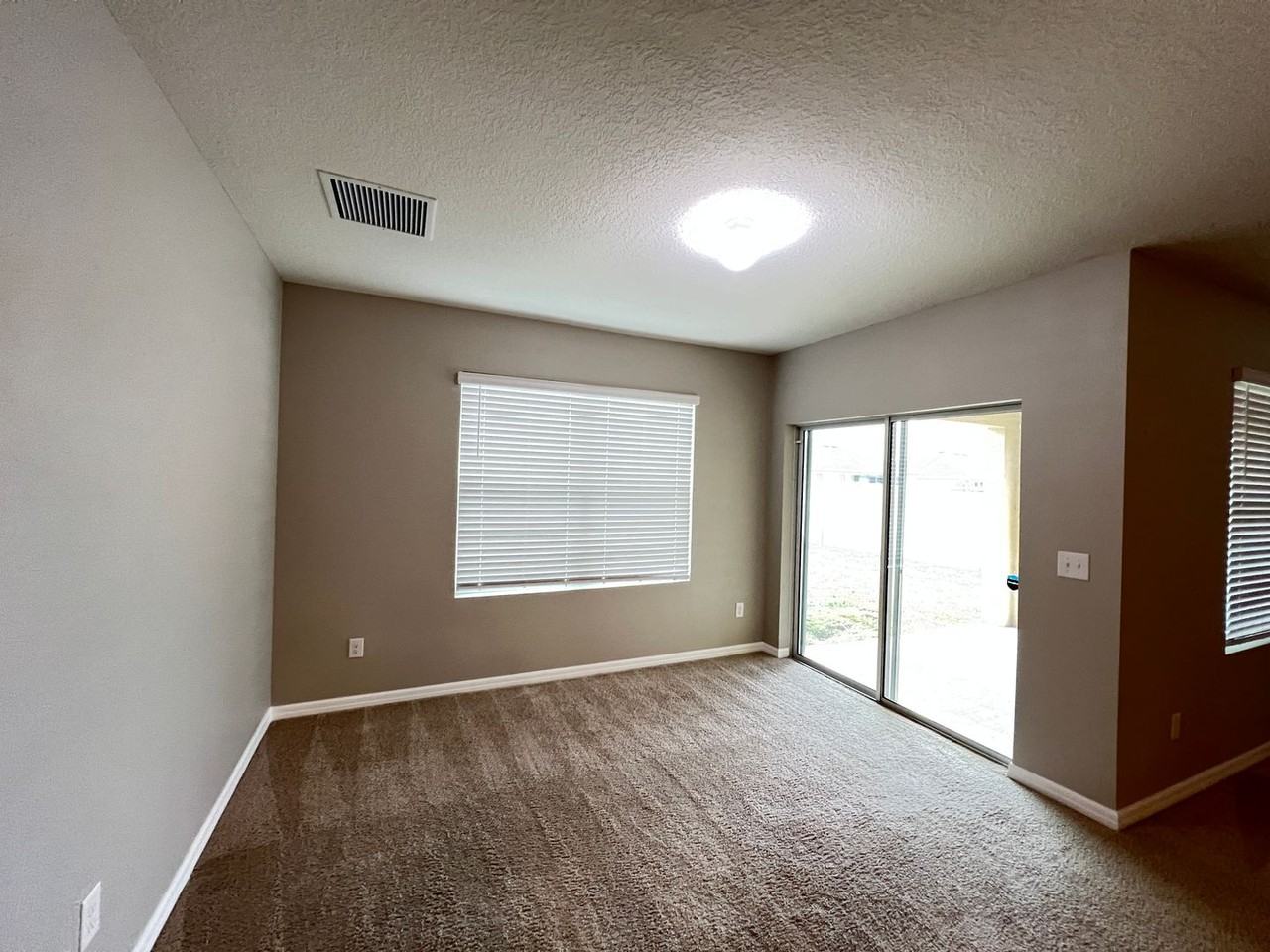 9727 Pepper Tree Trl - Photo 5 of 29