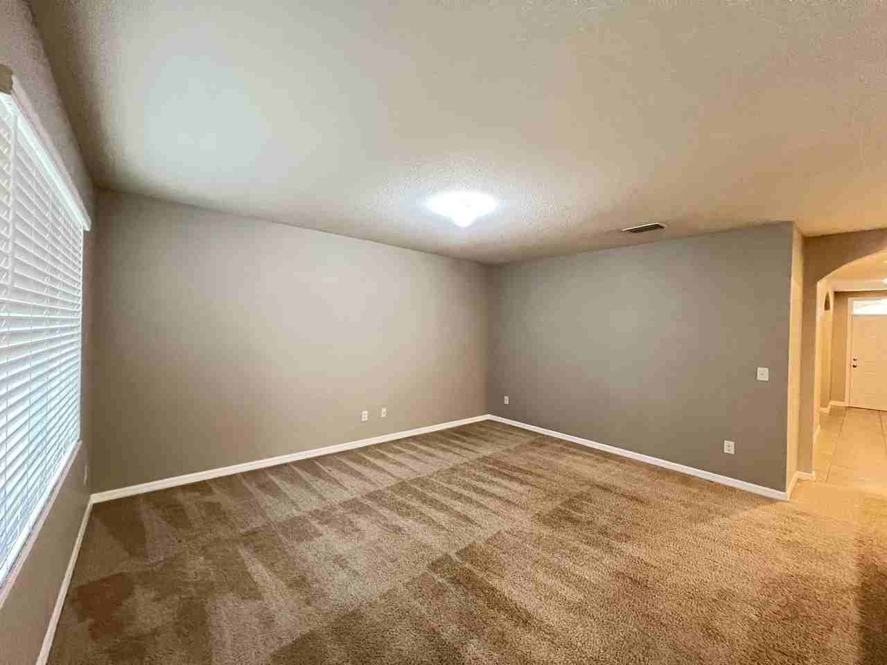 9727 Pepper Tree Trl - Photo 7 of 29