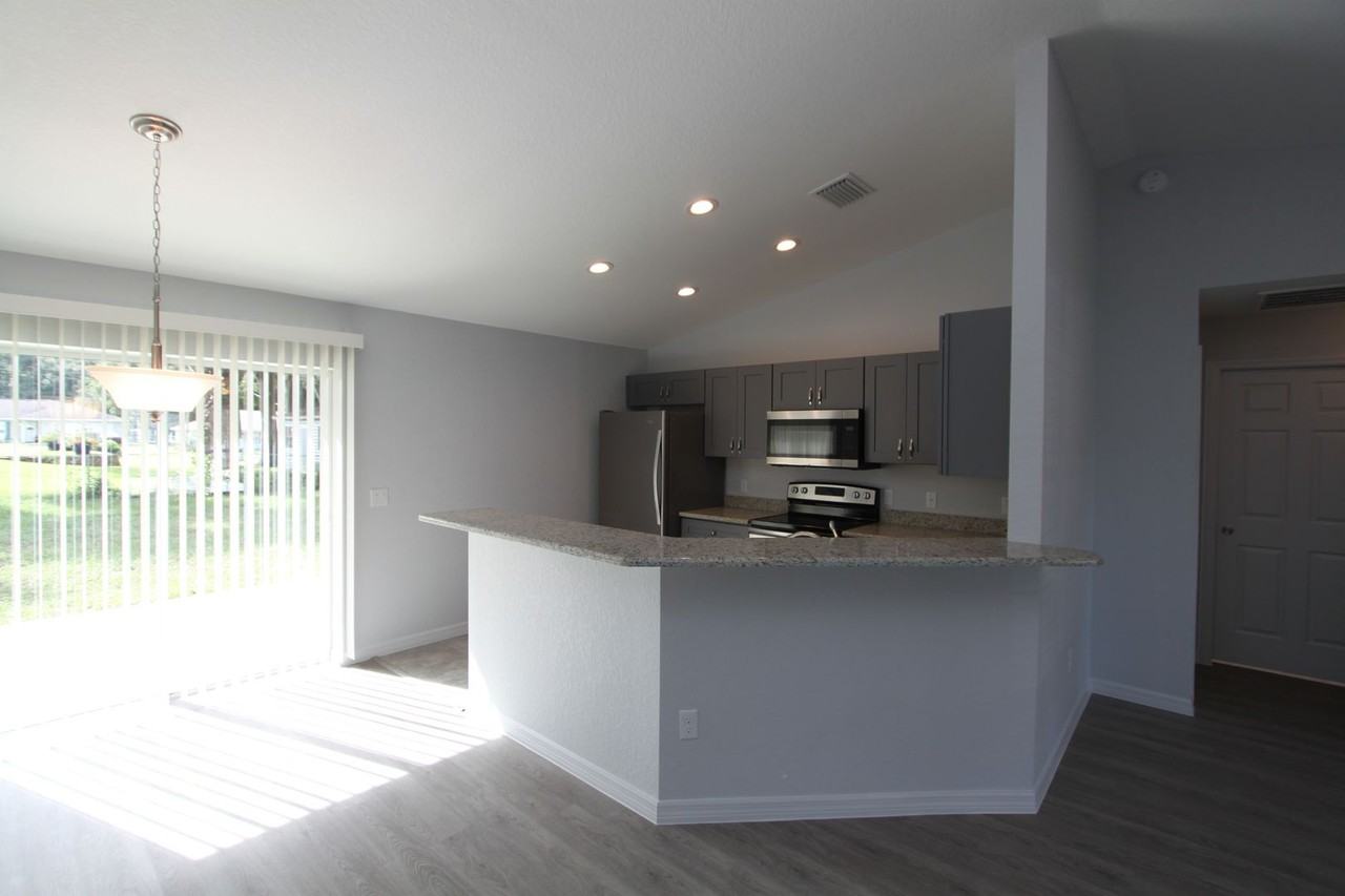 8282 8282 SE 161st St - Photo 6 of 22