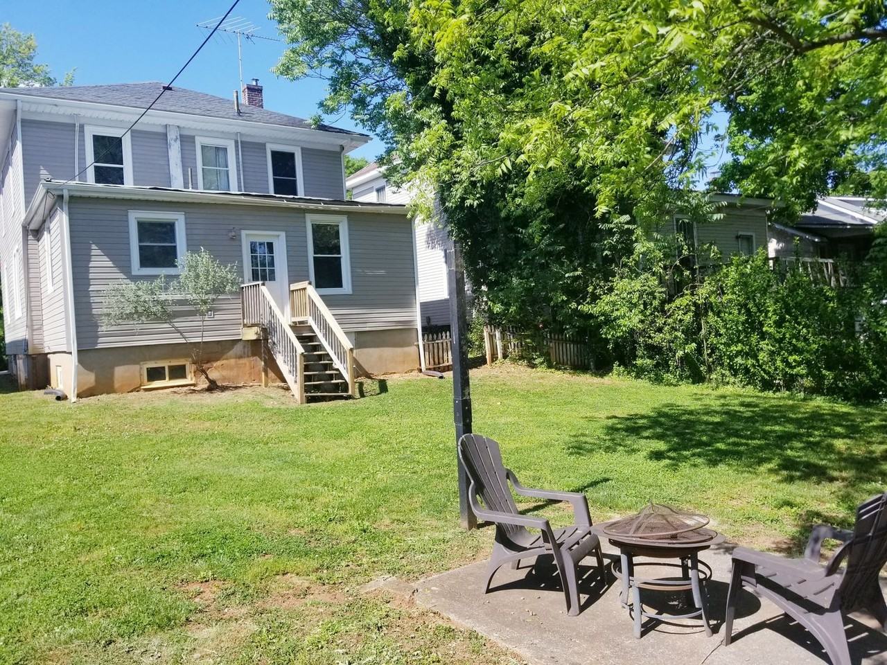 417 Yeardley Ave - Photo 3 of 17