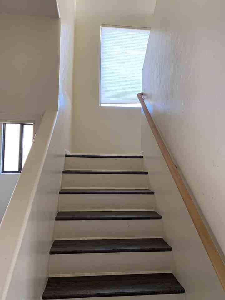 1059 Horner Dr - Photo 5 of 24