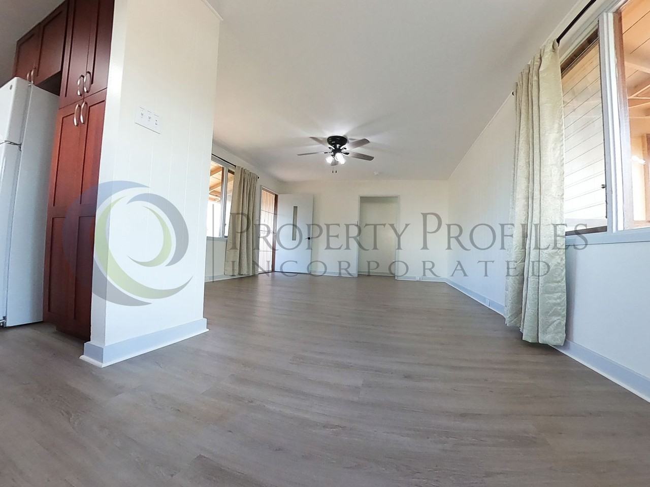 1042 Kaweloka St - Photo 3 of 18