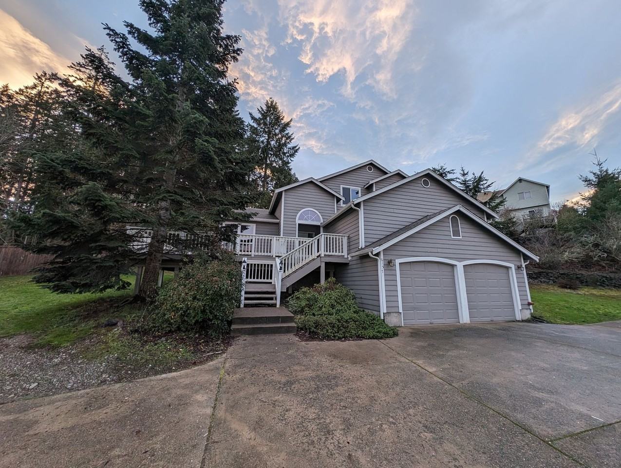 6157 Oceanside Pl Ne - Photo 2 of 26