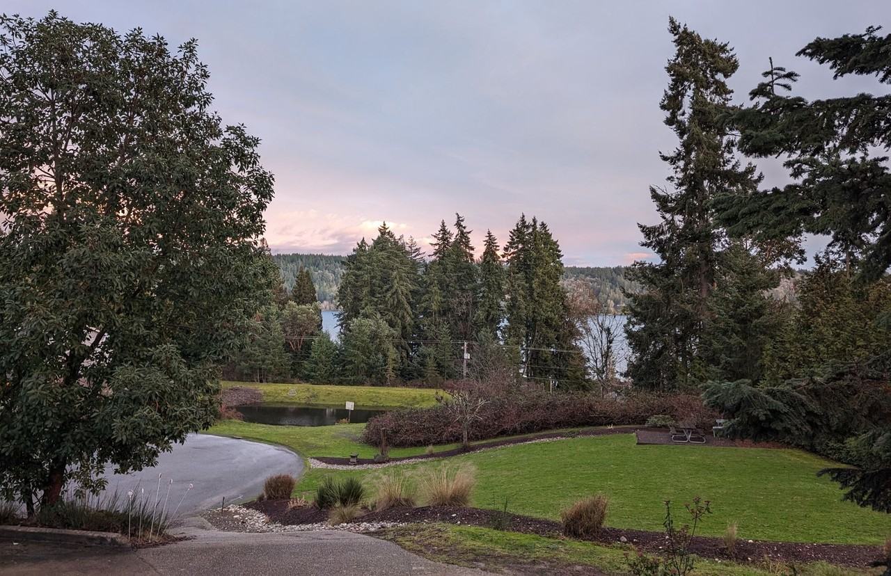 6157 Oceanside Pl Ne - Photo 3 of 26