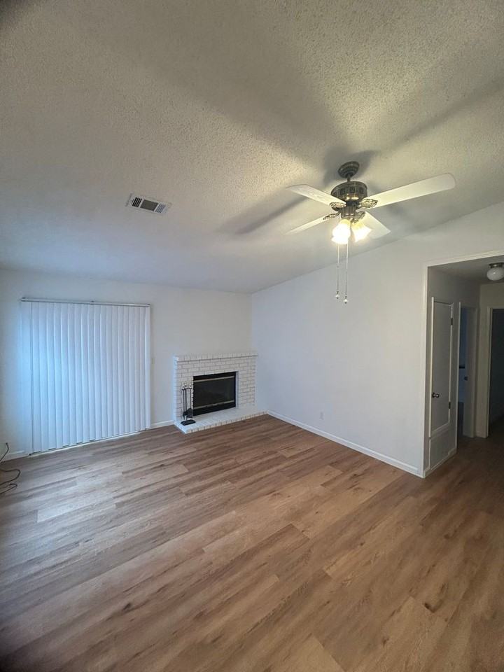 940 Matthew Ct - Photo 7 of 19