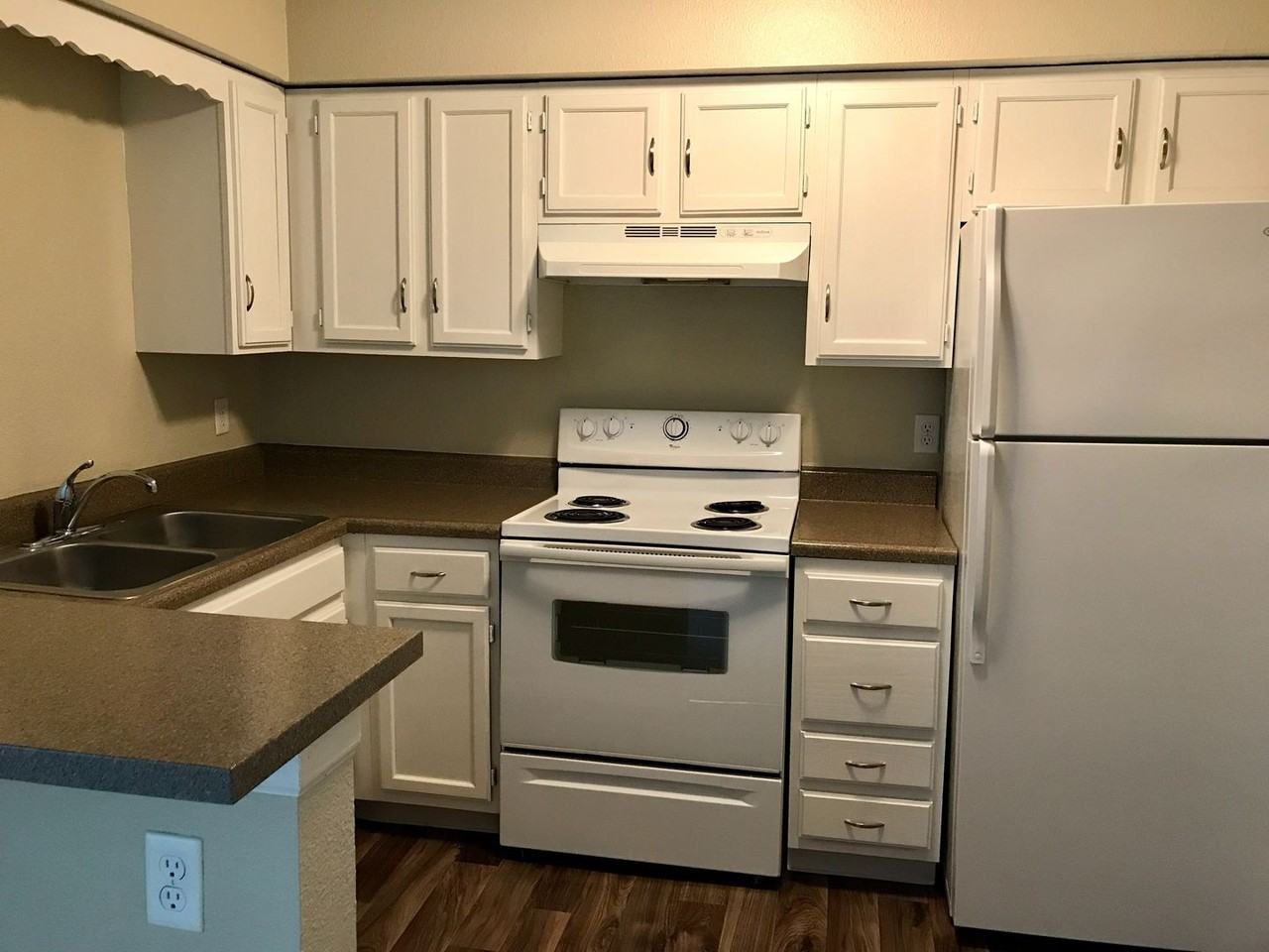 Highpointe Apartments - Photo 4 of 21