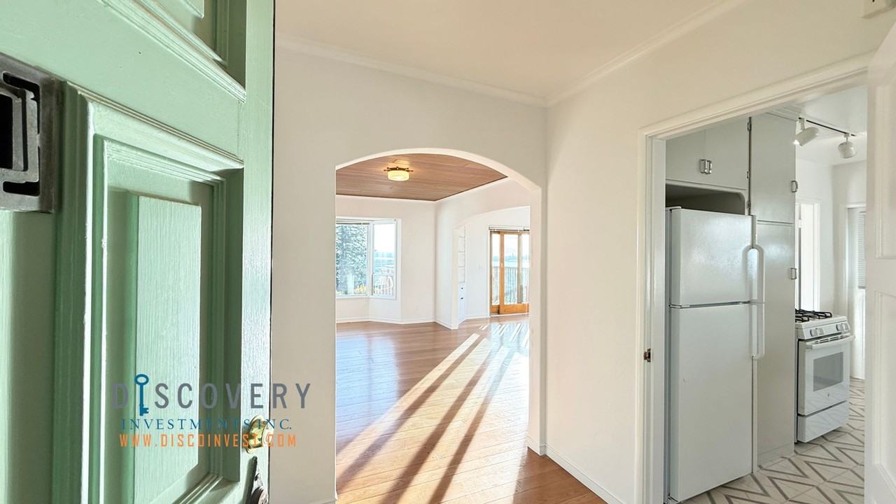 240 Willamette Ave - Photo 2 of 27