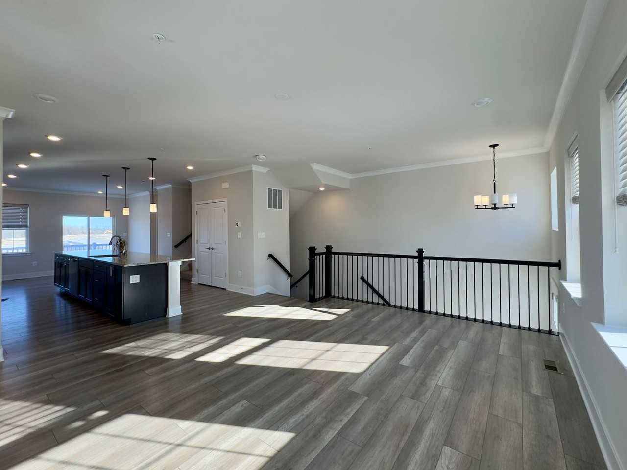 2115 Woodlands Rd - Photo 5 of 27