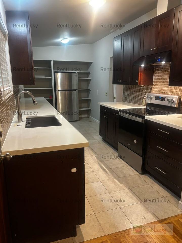 14319 13th Ave Sw - Photo 3 of 20