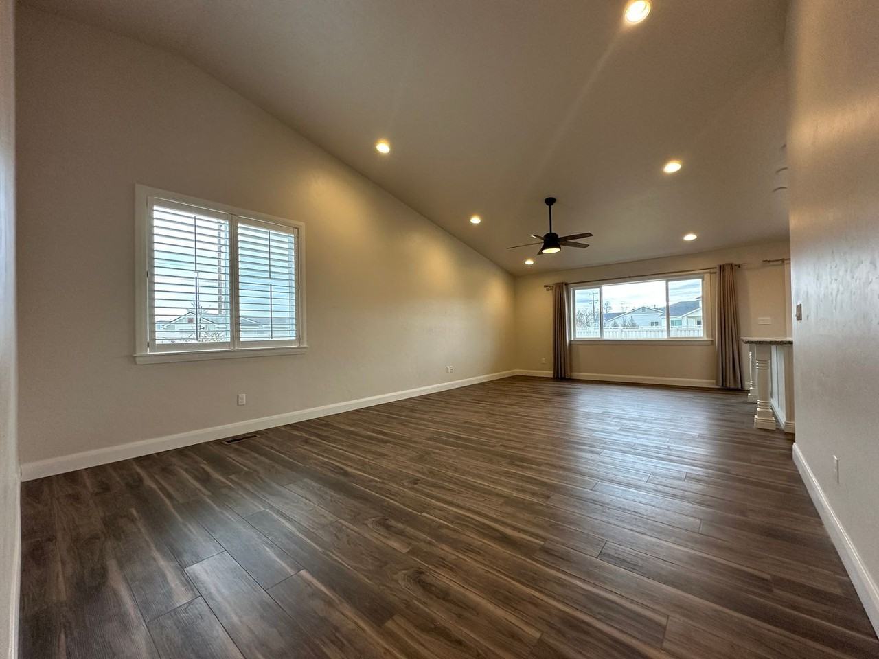 17395 N Flagstaff Way - Photo 3 of 14