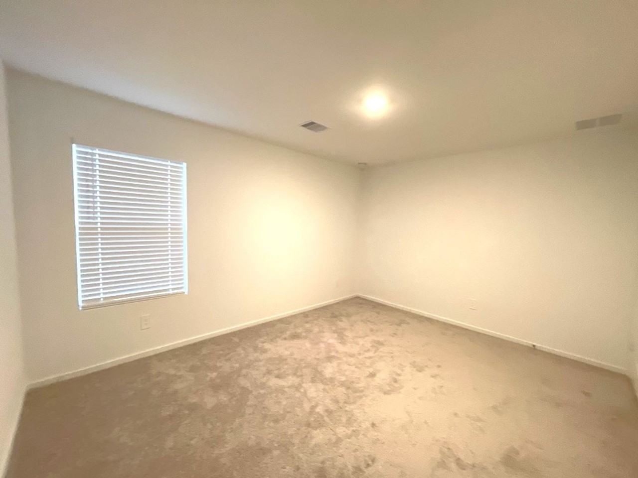 1612 Colina Crk - Photo 7 of 32