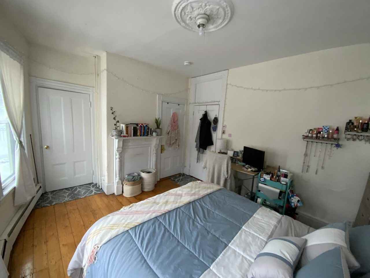 129 Saint Alphonsus St - Photo 4 of 22