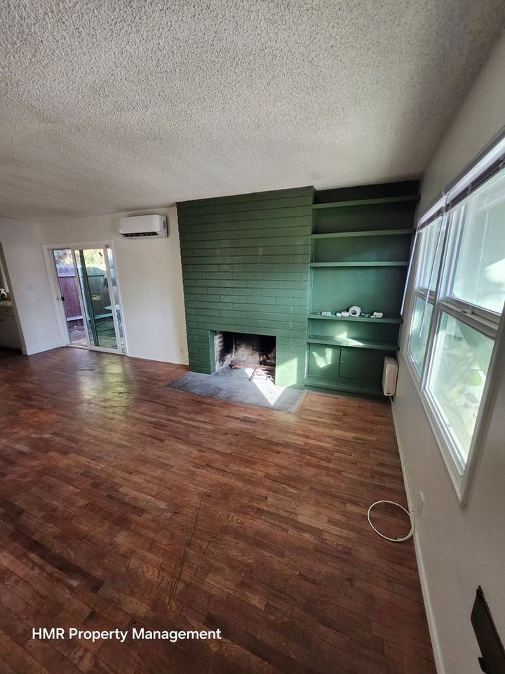 1103 Yale Ave - Photo 2 of 29