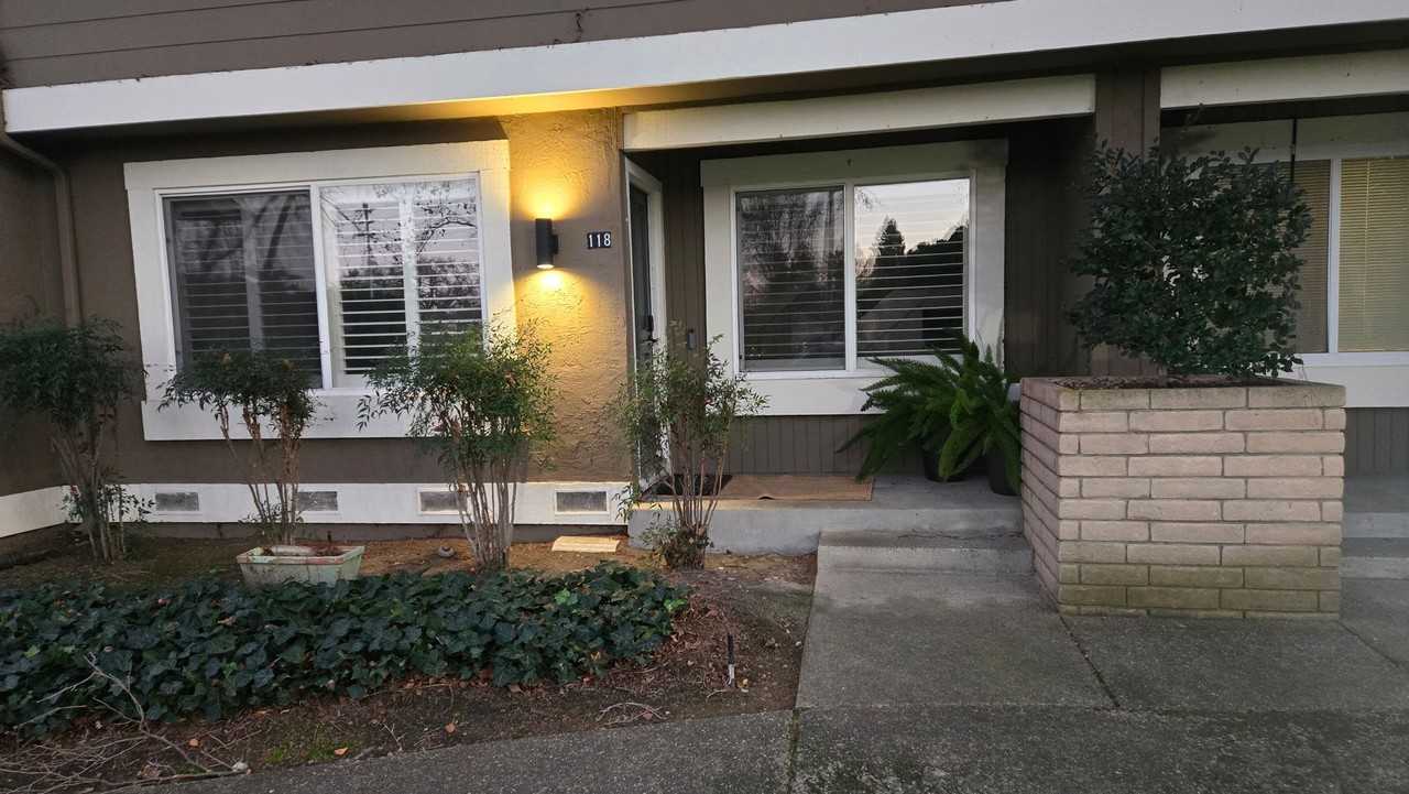 118 Lawnview Cir - Photo 3 of 29