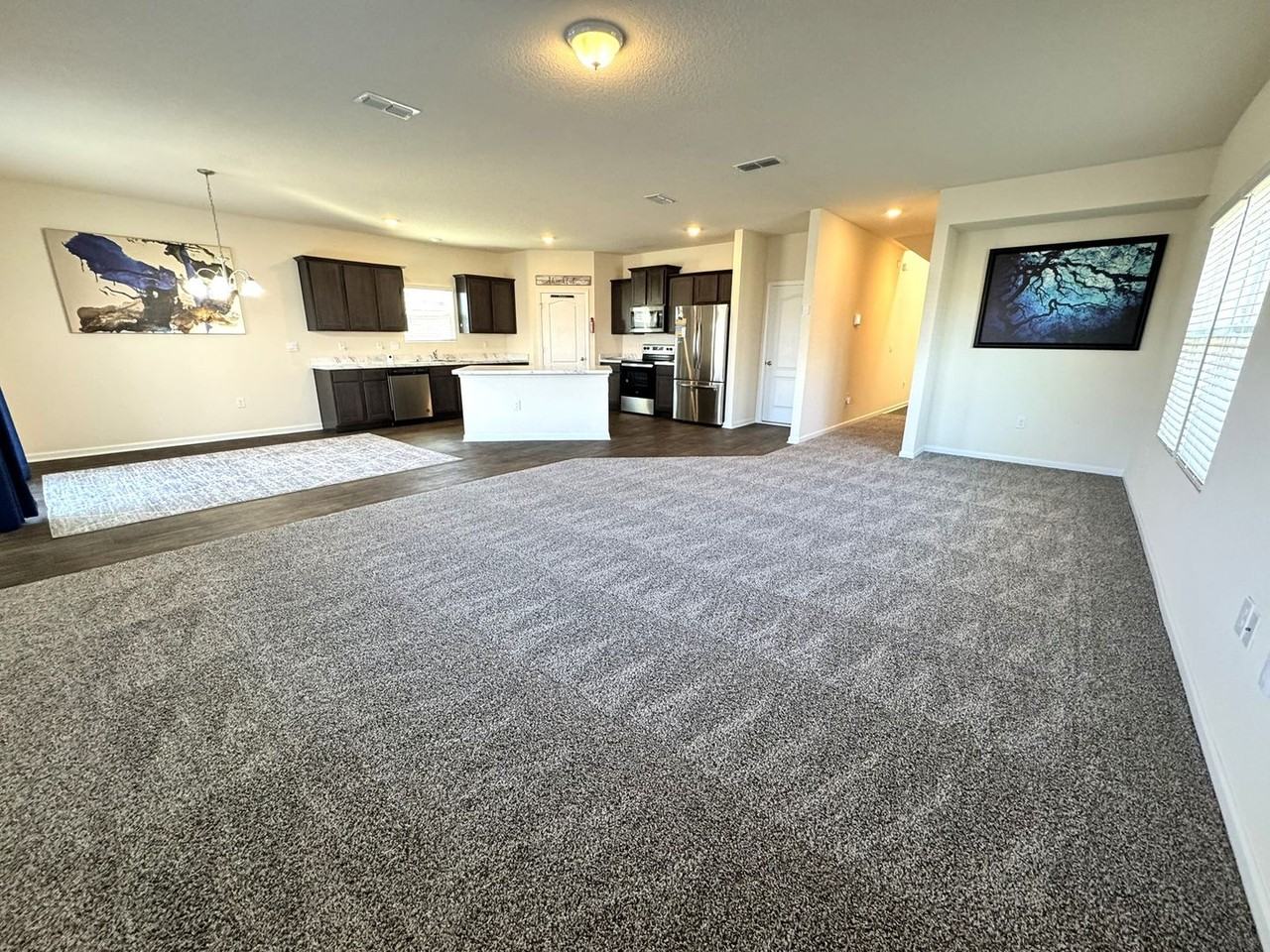 2120 Province St - Photo 3 of 20