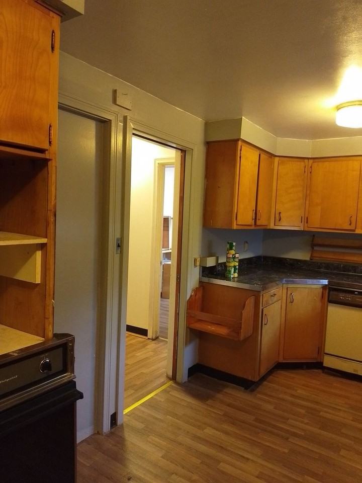 36 Davidson Ave - Photo 2 of 17