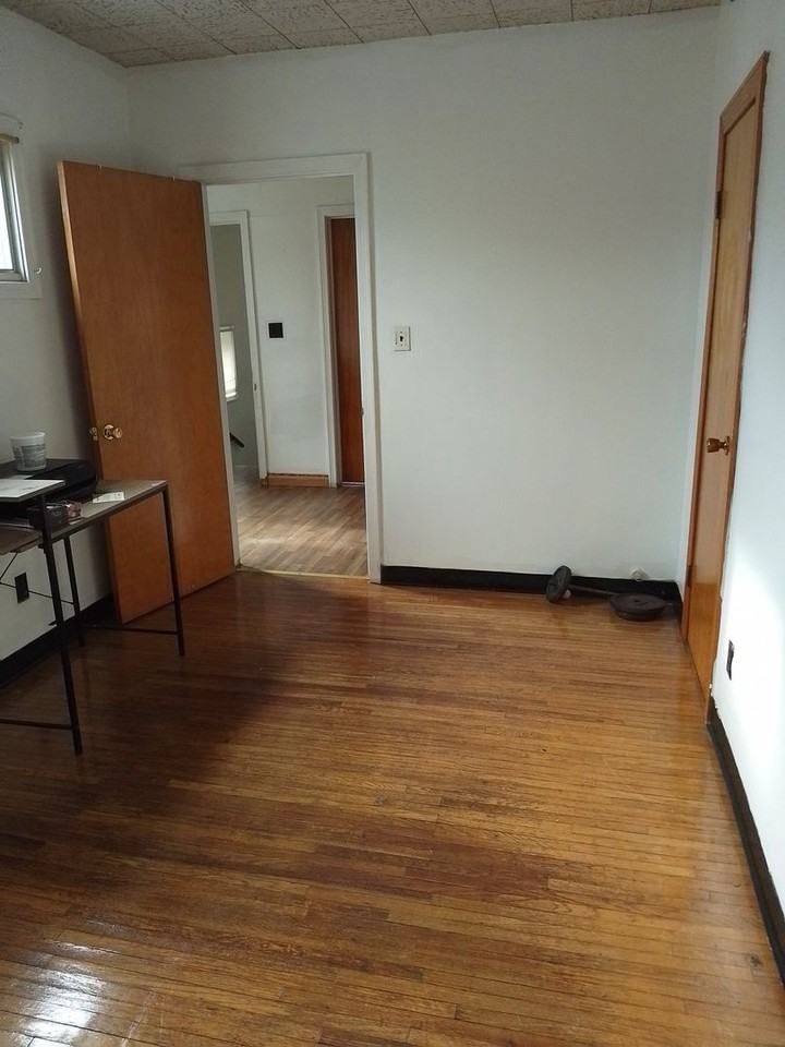 36 Davidson Ave - Photo 7 of 17
