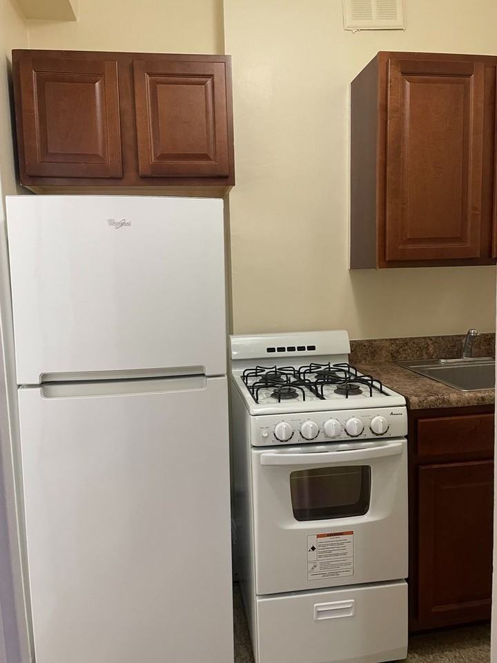 Q Street Apartments - Photo 3 of 9