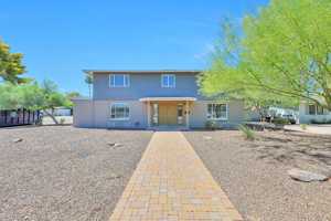 featured image of 1123 E Loma Vista Dr