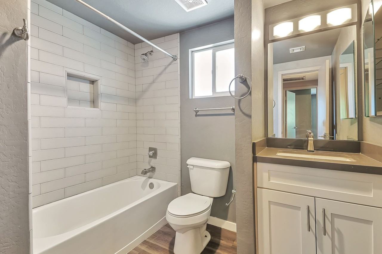 1123 E Loma Vista Dr - Photo 7 of 27