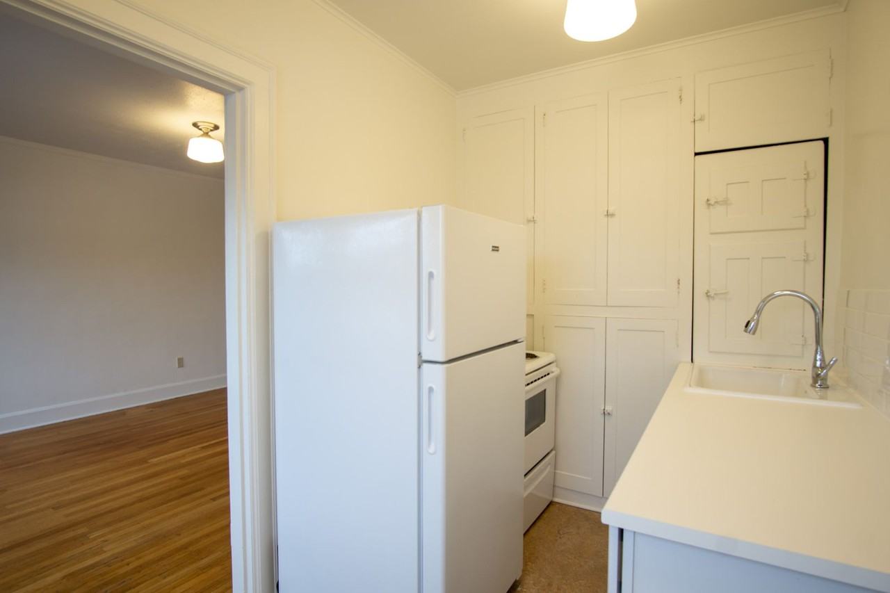 1634 Ne 41st Ave #10 - Photo 6 of 15