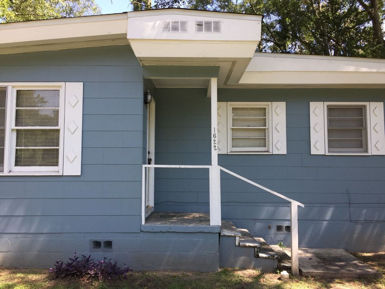 1622 Sharkey St - Photo 2 of 8