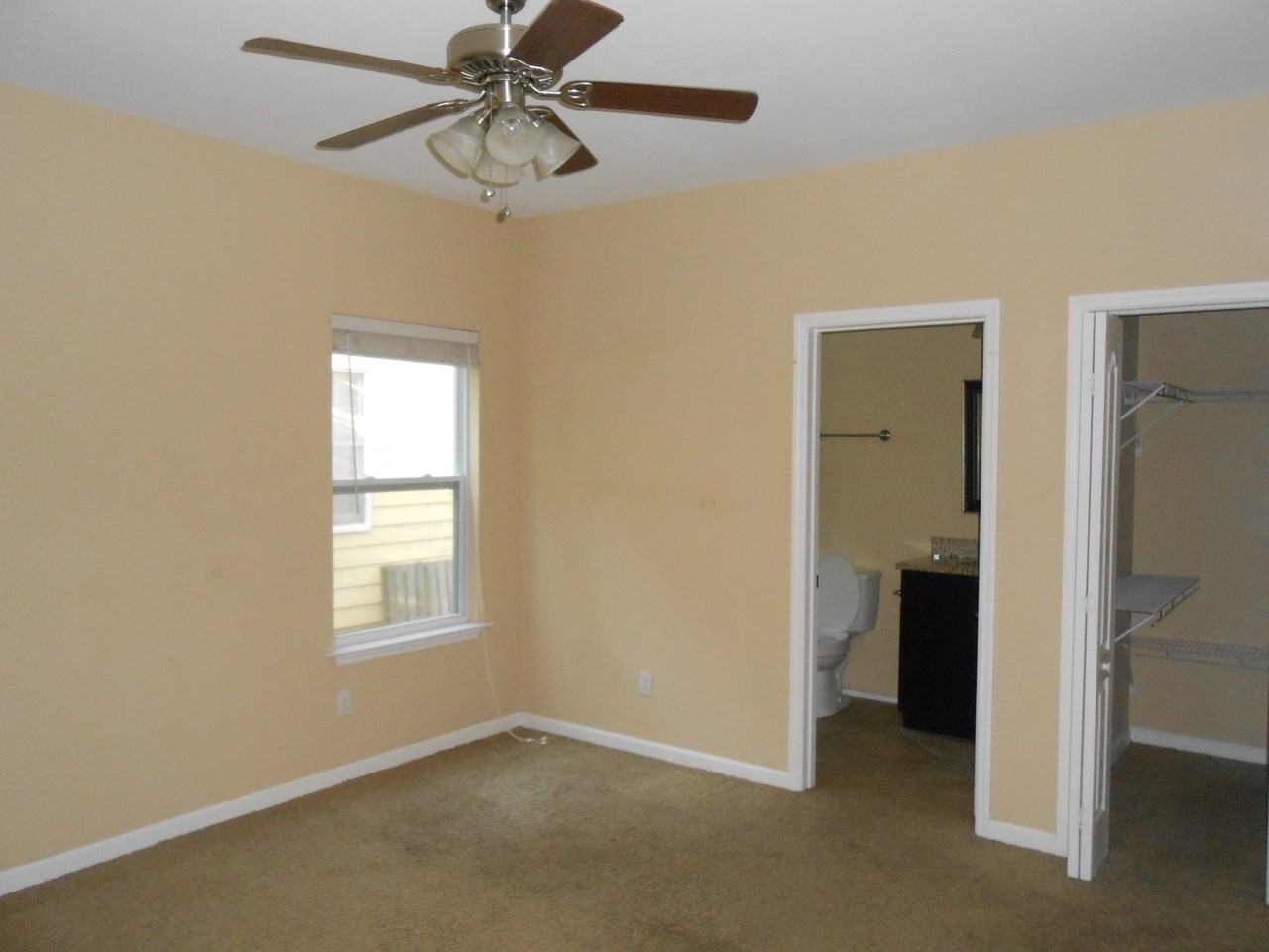 1315 N. Duval Street - Photo 7 of 21