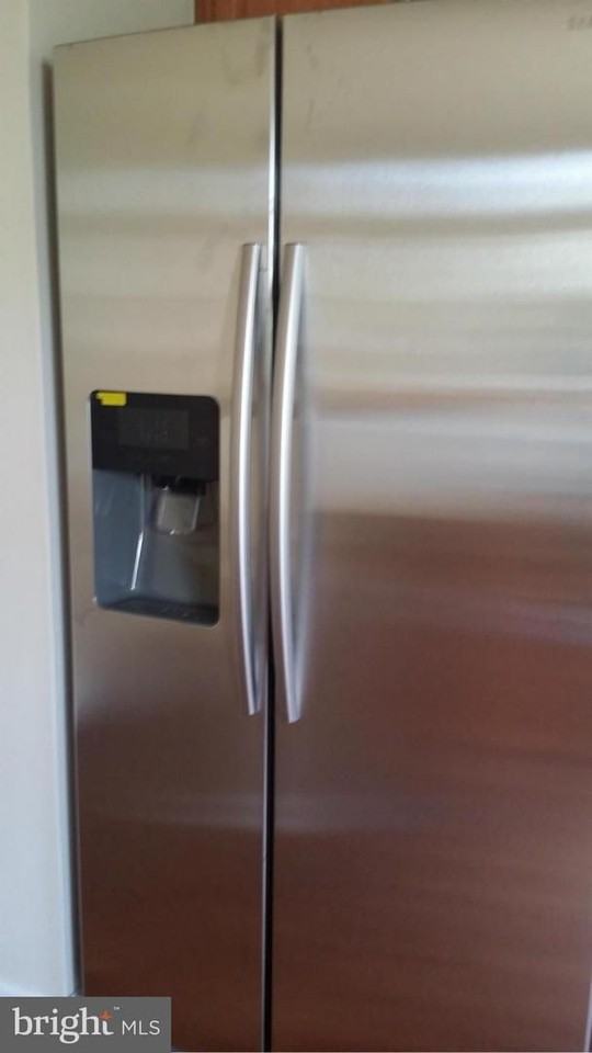 4631 Carisbrooke Ln - Photo 5 of 8