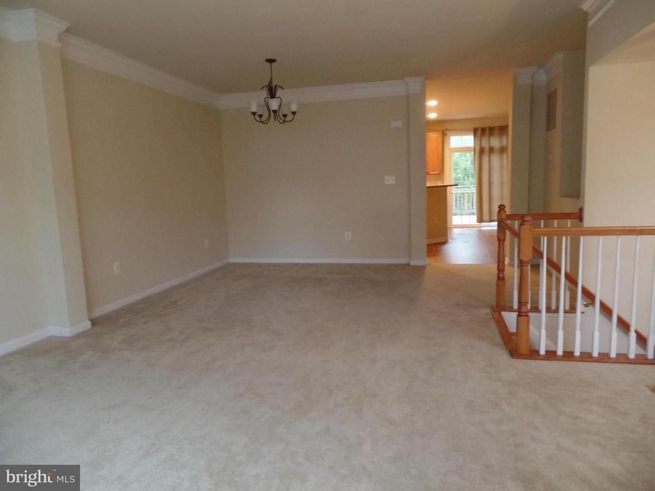 4631 Carisbrooke Ln - Photo 6 of 8