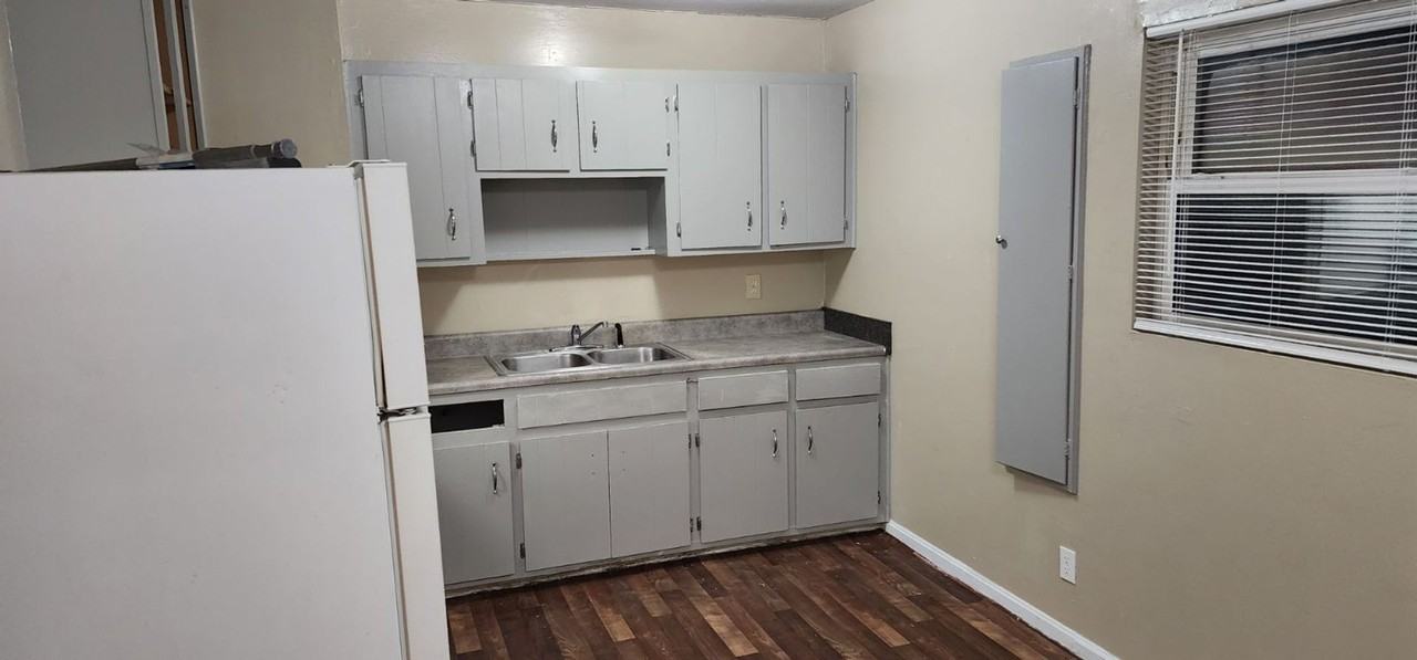 1809 Cheryl Dr - Photo 5 of 8