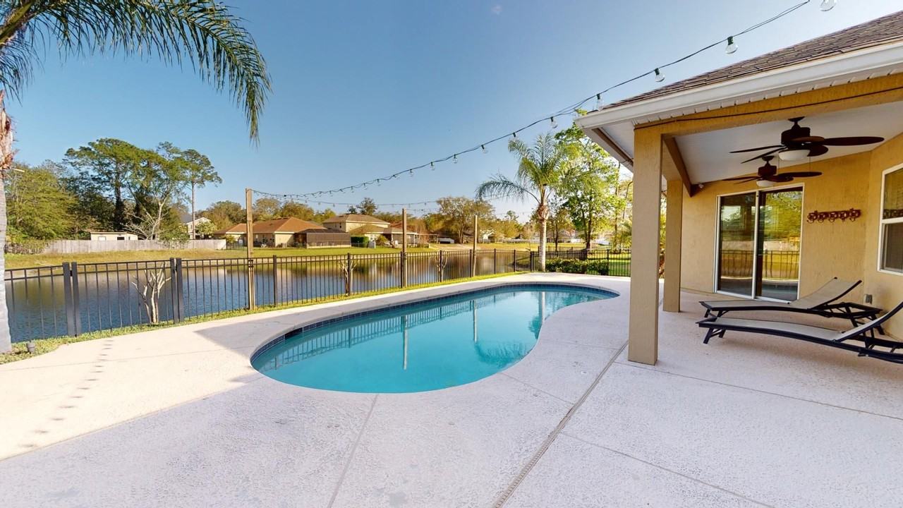 12353 Acosta Oaks Dr - Photo 2 of 30