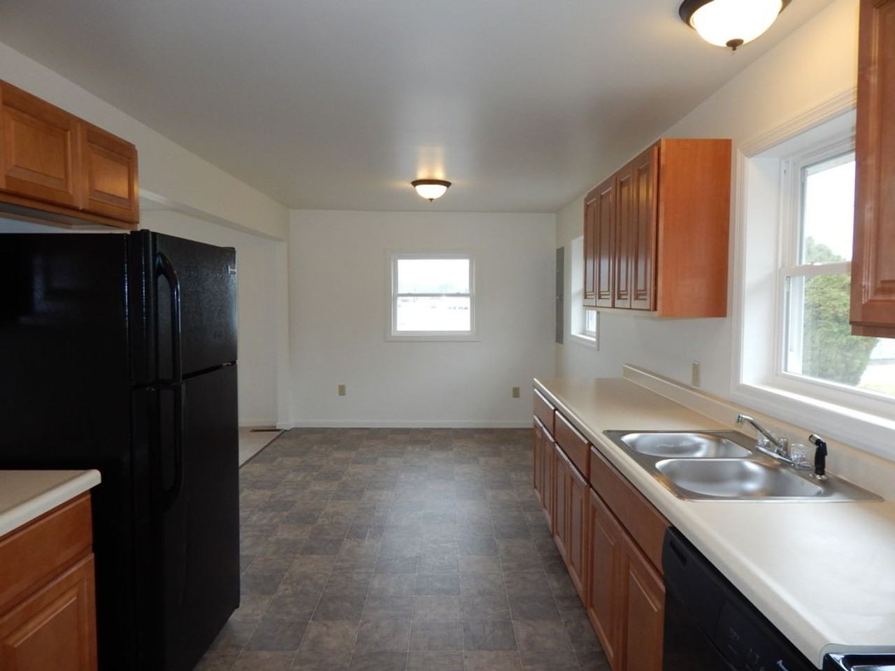 274 Forge Rd - Photo 2 of 8